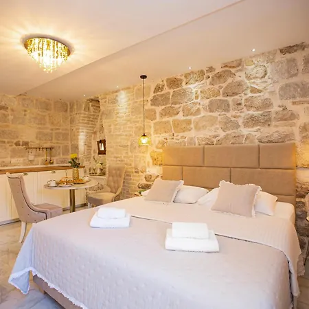Paradise 3* Split