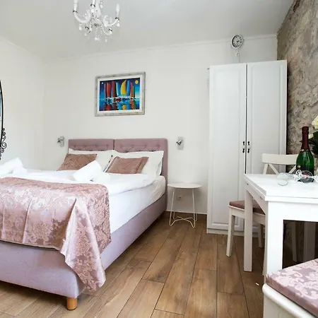 Pensionat Paradise 3*